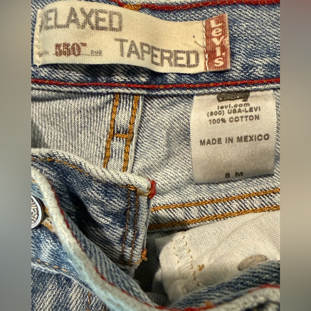 Levi's 550 Relaxed And Tapered Light Blue Women’s Jeans